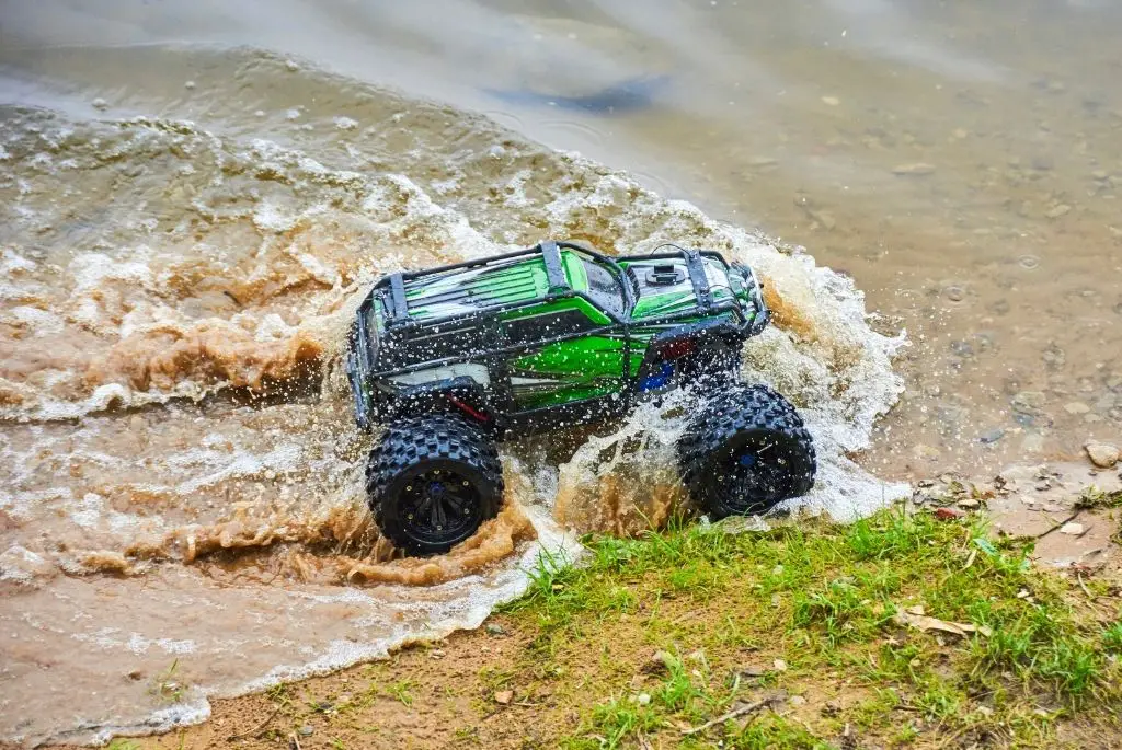 Can Nitro RC Cars Run In Rain?