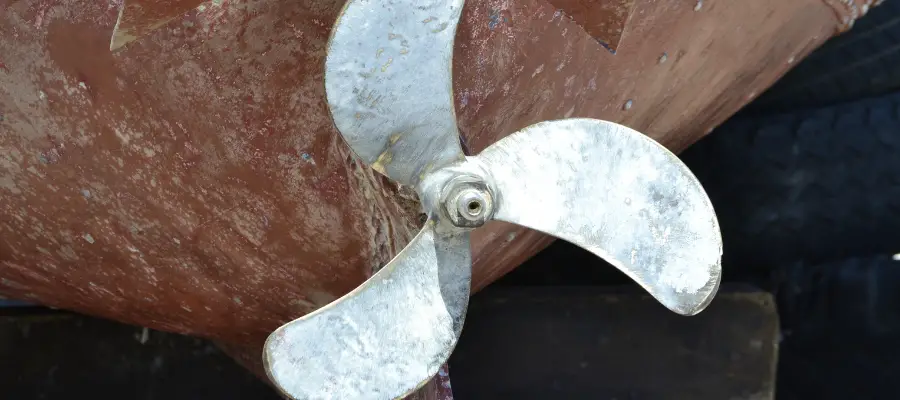 Three Propeller